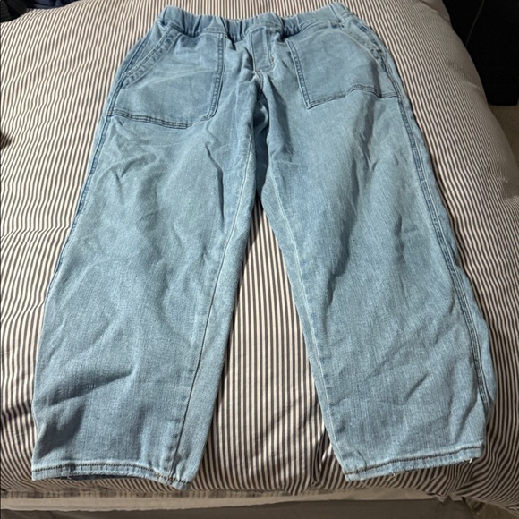 Women’s size Sm pull on Madewell jeans - Picture 2 of 5